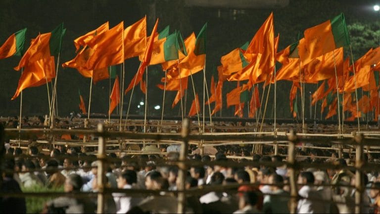 Shiv Sena makes common cause with the enemy, praises Congress for Nanded win