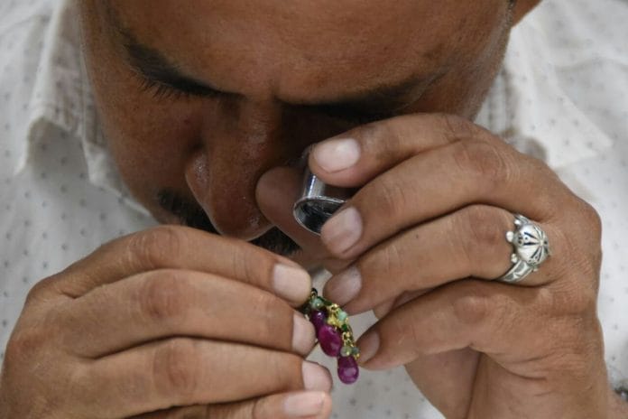 Sales fell sharply after November 2016, jewellery traders say struggling to pay workers who haven’t been sacked.