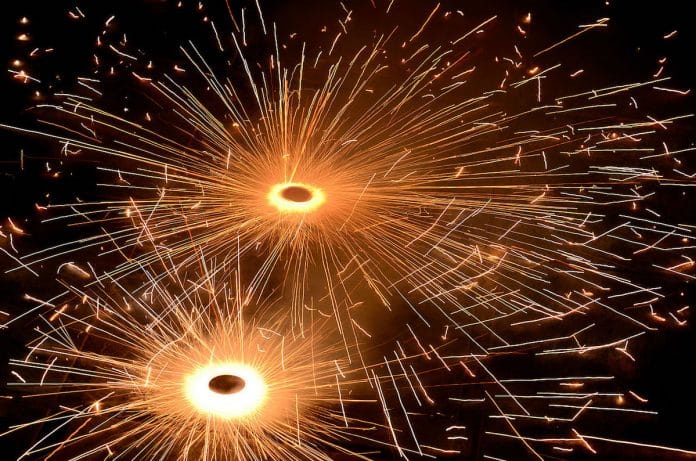 Instead of calling the Supreme Court ban on the sale of fireworks in NCR ‘anti-Hindu’, let’s revisit the tradition of ‘vasudhaiva kutumbakam’.