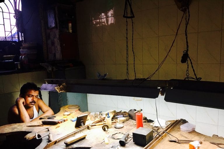 Fewer footfalls & fall in demand take a toll on Mumbai’s jewellery workforce