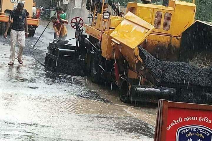 Potholes are shaping the election rhetoric in Gujarat