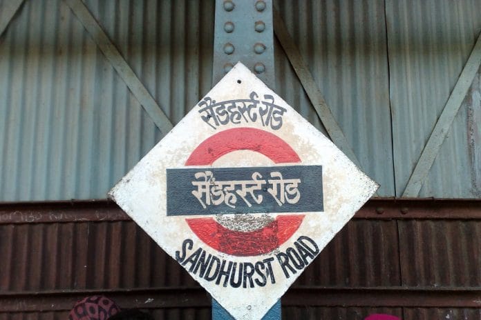 Not just Elphinstone, Army was to build another bridge 6 km away, but nothing moved