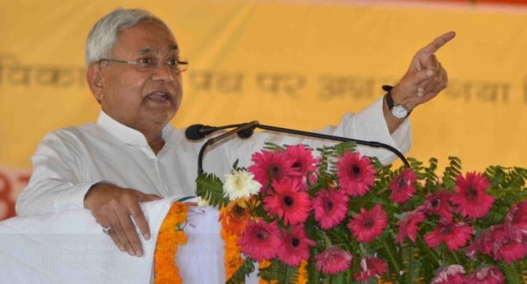 Split from NDA or accept a minor role? The 6 options in front of Nitish Kumar