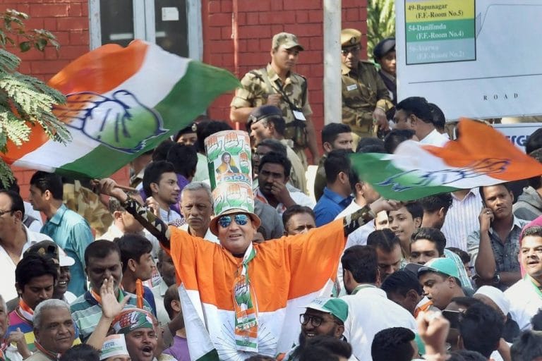 एक स्वयंसेवक ने भी डाला कांग्रेस को वोट- गुजरातियों को हल्के में नहीं ले सकती भाजपा