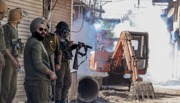Syed Ali Shah Geelani released in Srinagar