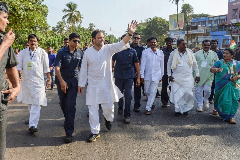 In the heat and dust of election season, Rahul gets a lukewarm response in Karnataka