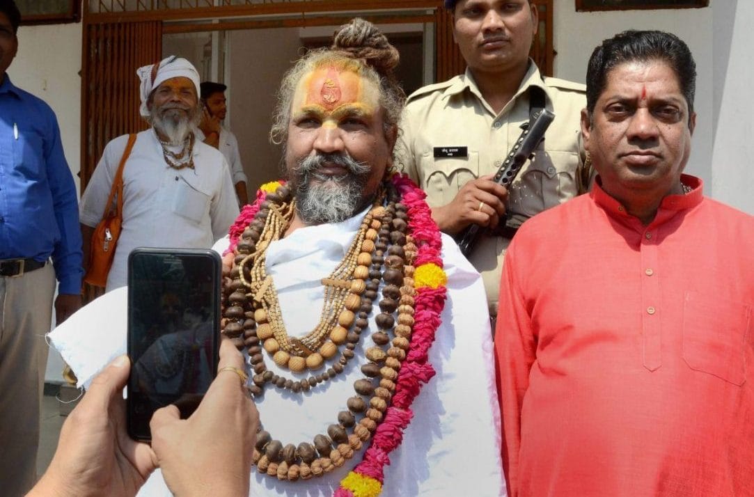 The new ‘babalog’ in Indian politics are gurus who want plum posts and ...