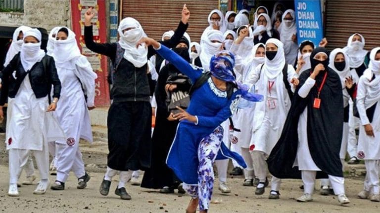 Who is behind the new girl stone pelters of Kashmir?