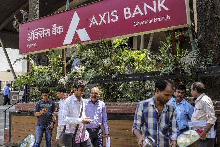 Overseas Loans Get Cheaper for India Banks Battling Bad Debt