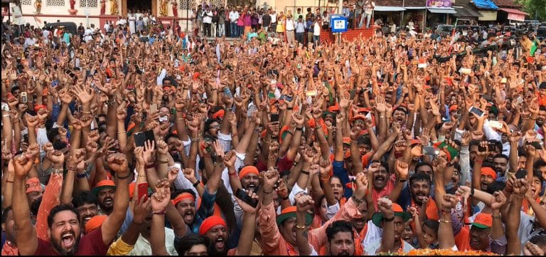 Shekhar Gupta omits role of Hindutva forces in Bombay violence while criticising Sanju