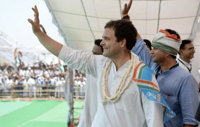 Rahul Gandhi and Jyotiraditya Scindia in Mandsaur | @IYC/Twitter