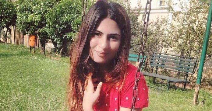 File image of Gurmehar Kaur | Twitter
