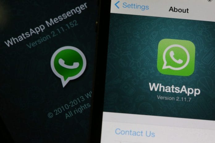 WhatsApp recently changed its interface to differentiate between original and forwarded content | Chris Ratcliffe/Bloomberg