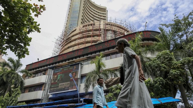 Analysts say Sensex surge due to few stocks, shows no clarity