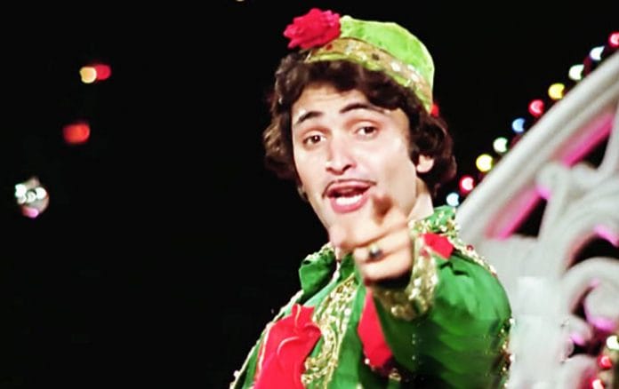 Rishi Kapoor in Amar Akbar Anthony | YouTube