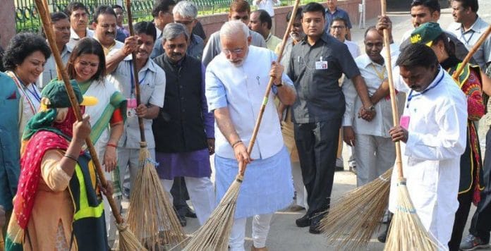 Narendra Modi at a Swachh Bharat campaign | SBMGramin/Facebook