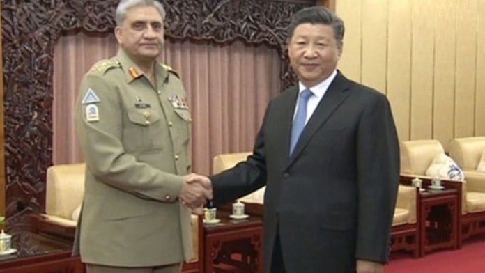 Pakistan's Chief of Army Staff with Chinese President Xi Jinping