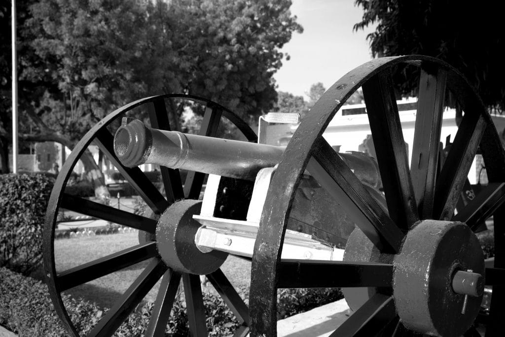 The maharaja gifted the Chinese cannon trophies to the police headquarters, Jodhpur | Karam Puri