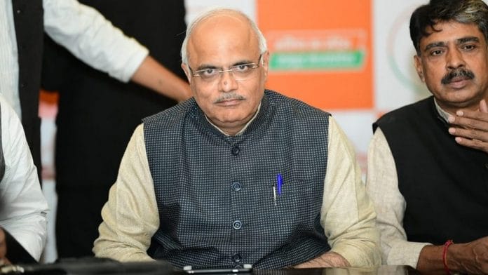 File image of BJP MP Vinay Sahasrabuddhe | @vinay1011/Twitter