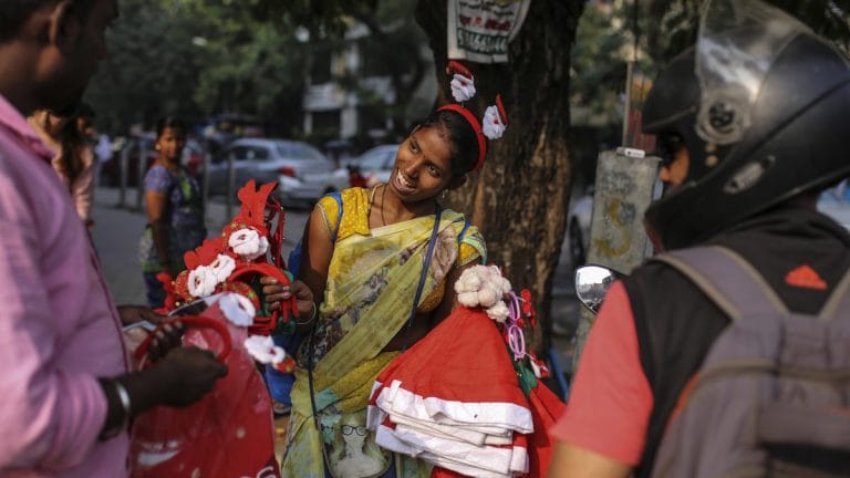 Modi govt will count hawkers in job data but must improve their Ease of Doing Business too