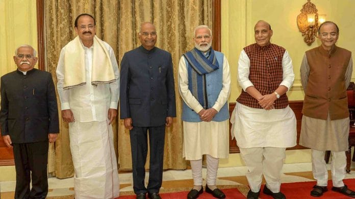 Newly sworn-in CIIC Sudhir Bhargava (L) with Ram Nath Kovind, M Venkaiah Naidu, Naendra Modi, Rajnath Singh and Arun Jaitley after taking oath of office at Rashtrapati Bhavan in New Delhi | ThePrint