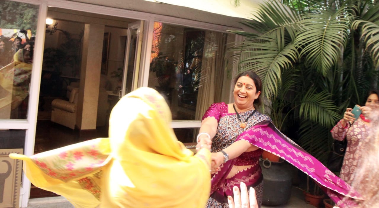 Union Textile minister Smriti Irani with Badal | Praveen Jain/ThePrint