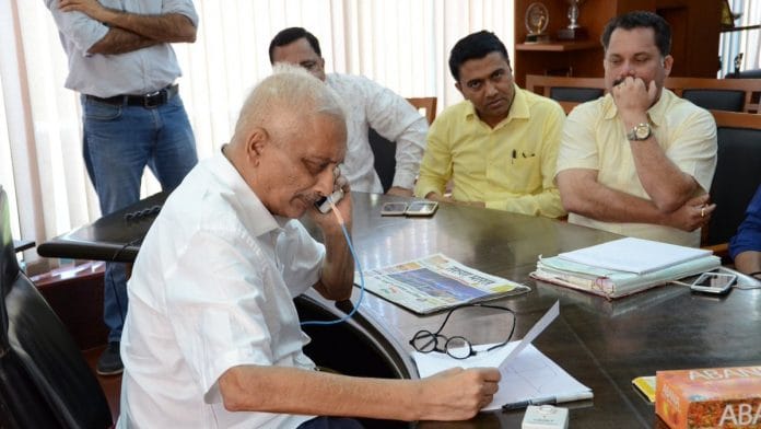 CM Manohar Parrikar holds a meeting with his Cabinet | @goacm/Twitter