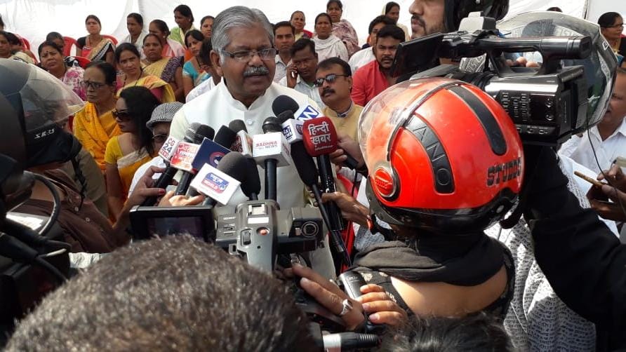 Journalist protests against BJP leaders in Raipur | By special arrangement 