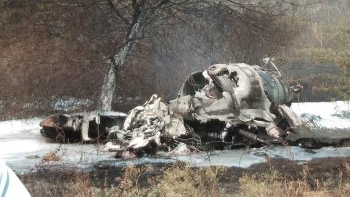 Debris of the Mirage 2000 that crashed in Bengaluru | Twitter