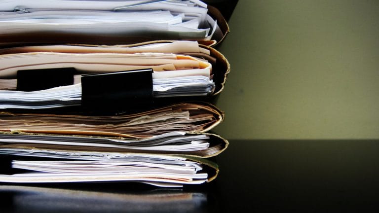 When Israel lost classified documents on weapons deals with India, & a waiter found them