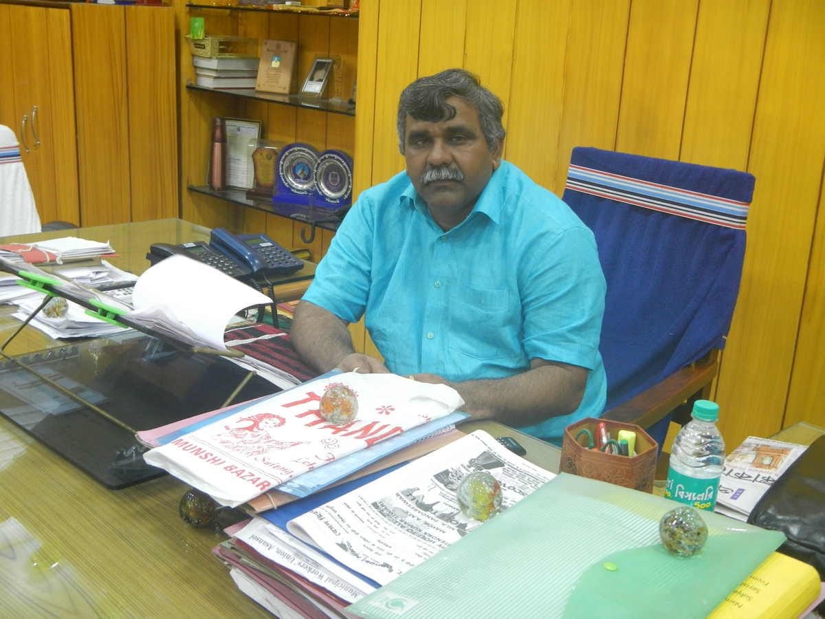 Asansol Mayor Jitendra Tiwari has supported locals in setting up their first Ram temple at Pandaveswar village on the outskirts of Asansol in Bengal