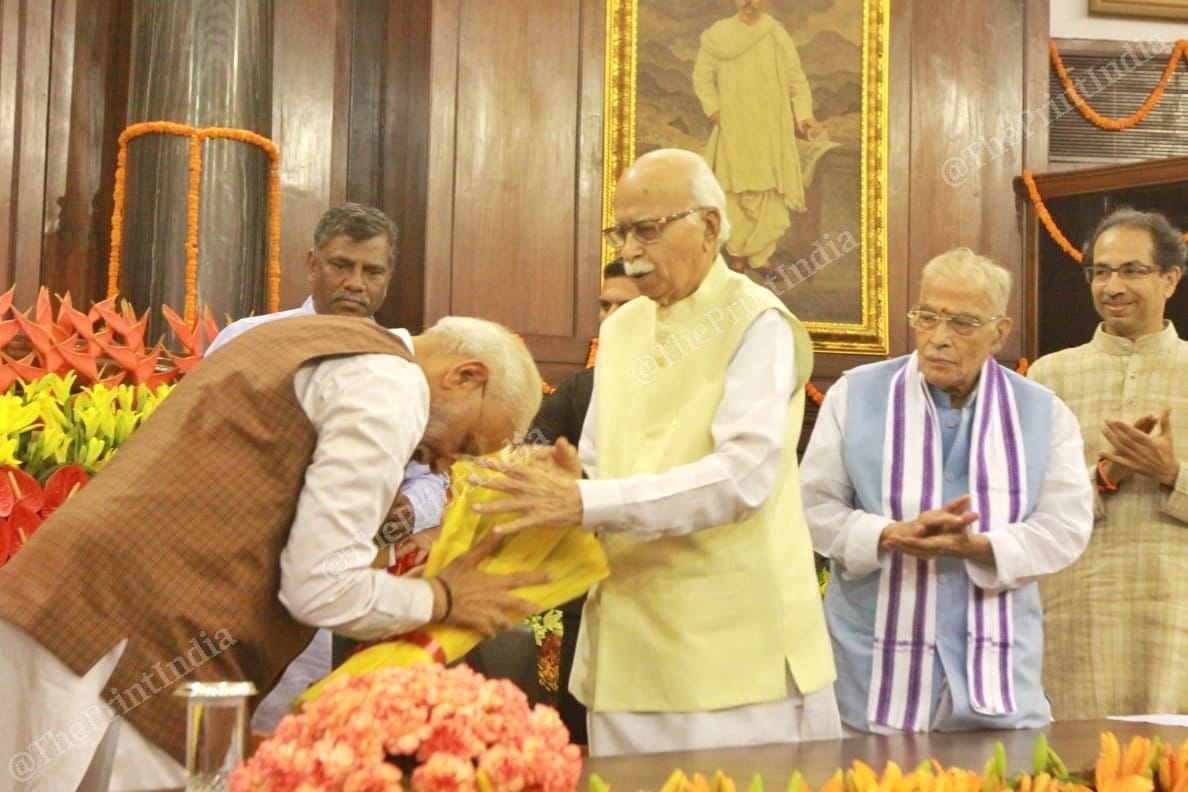 PM Modi greets veteran BJP leader L.K. Adavani | Photo: Praveen Jain | ThePrint