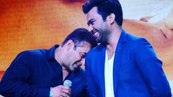 Salman Khan with Ali Abbas Zafar | Photo: Facebook/AliAbbasZafarOfficial