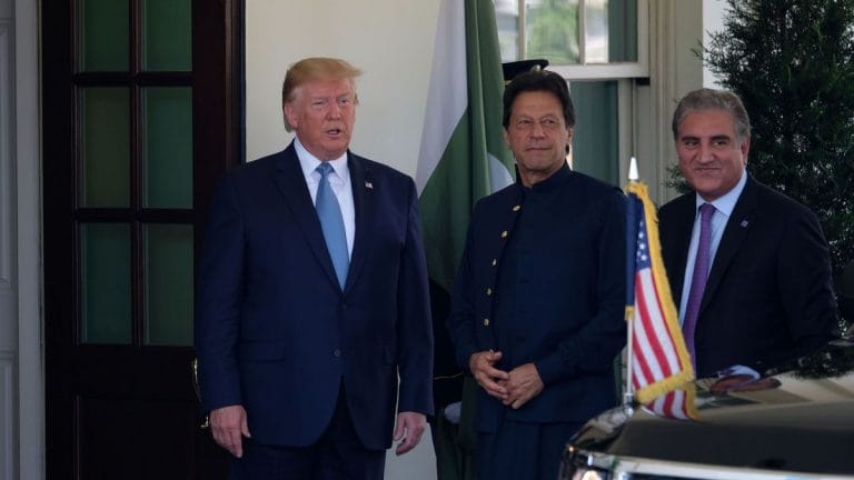 Pakistanis will outdo Indians in showing love for US, if only Trump stays hopeful and visits