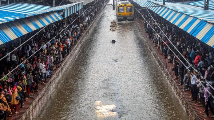 Mumbai heavy downpur