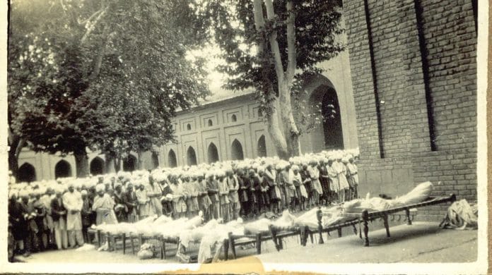 Kashmir Martyrs' Day | Old photo of the day many Kashmiris lost their lives in protest. | @MirwaizKashmir | Twitter