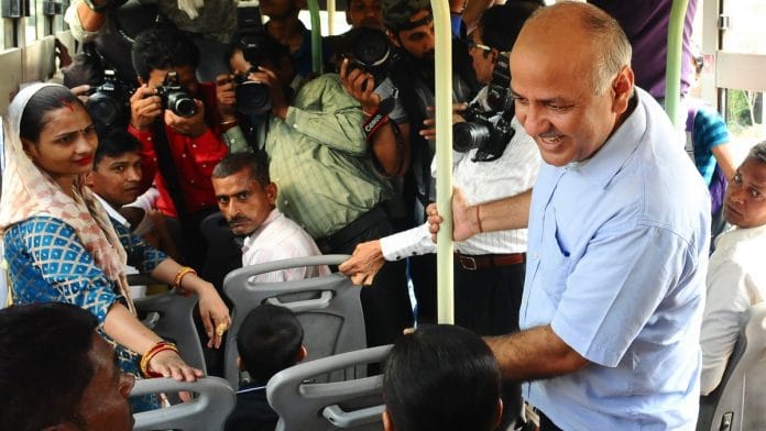 Manish-Sisodia-DTC-bus