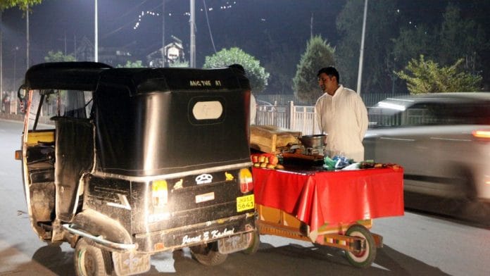 Markets and vendors are slowly opening up again, but as restrictions remain, life in Srinagar is still interrupted | Praveen Jain | ThePrint Team