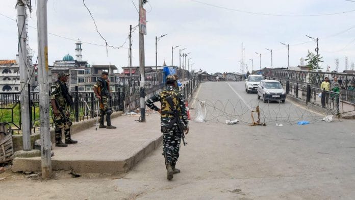 Restrictions in Srinagar