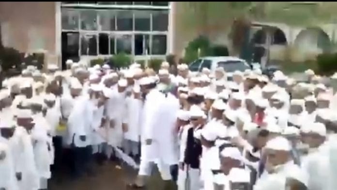 Screengrab from the viral video | Twitter