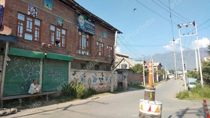 Streets remain deserted in Kashmir even as restrictions are lifted in parts. | Photo: Praveen Jain | ThePrint