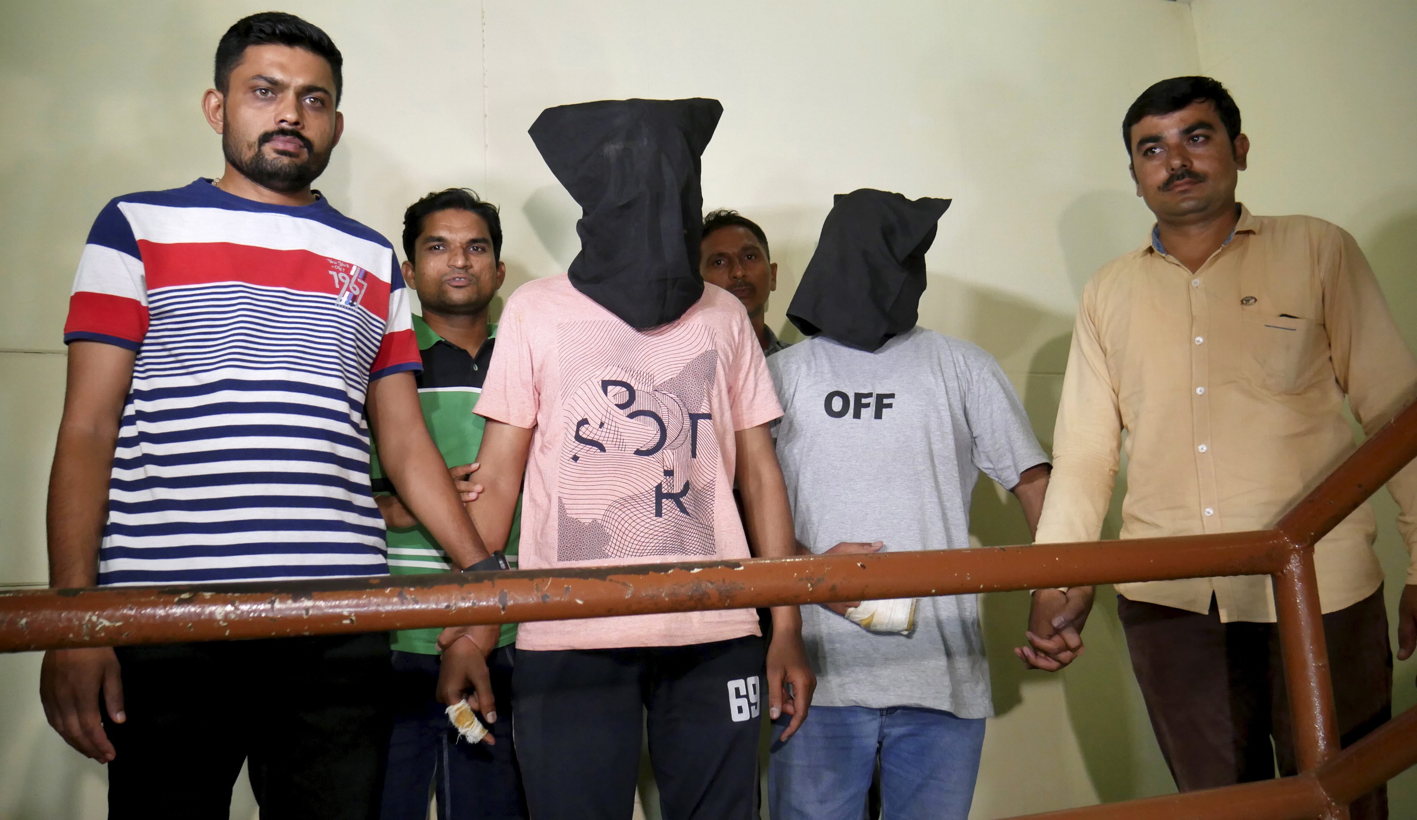 Kamlesh Tiwari suspects