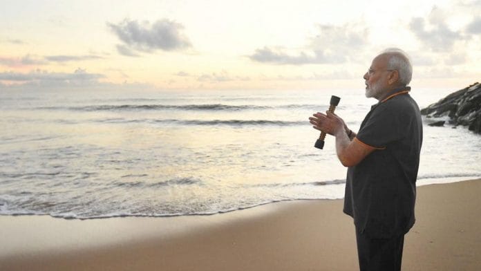 Prime Minister Narendra Modi holding an acupressure roller | Twitter @narendramodi