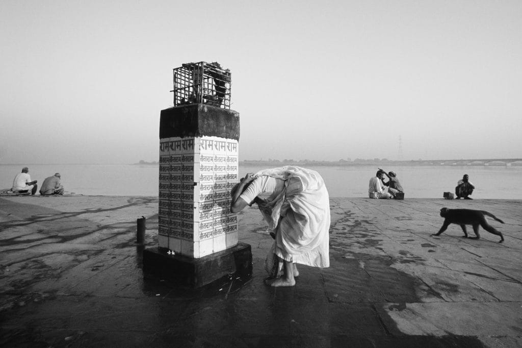 Tulsi pillar with Sita-Ram and Ram-Ram written on it at Saryu Ghat, Ayodhya, 2004 | Photograph by Prashant Panjiar