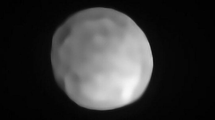 The fourth largest asteroid, Hygiea | ESO/P. Vernazza et al./MISTRAL algorithm (ONERA/CNRS)