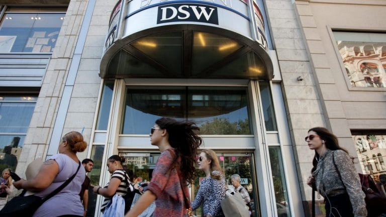 Unmarried women in US face shortage of economically attractive male partners: Study