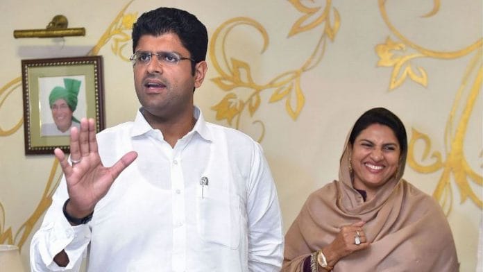 Naina Chautala with her son Dushyant Chautala | PTI