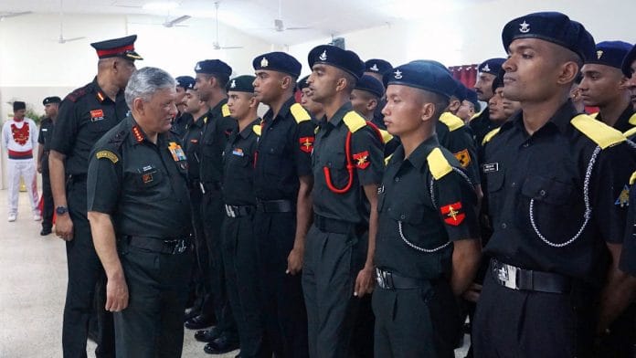 Army chief Gen. Bipin Rawat with young officers (representational image)