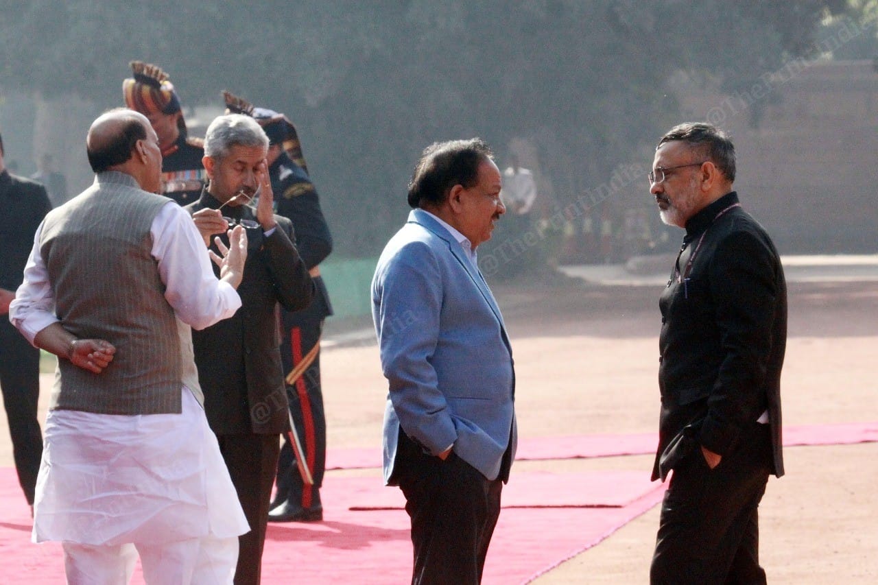 External Affairs Minister S. Jaishankar, Defence Minister Rajnath Singh, Union Minister Harsh Vardhan and Cabinet Secretary Rajiv Gauba wait for Sweden king and queen at Rashtrapati Bhavan