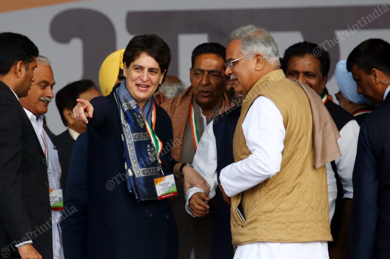 Priyanka Gandhi Vadra (left) meet Chhattisgarh CM Bhupesh Baghel at the rally (right) | Photo: Suraj Singh Bisht | ThePrint